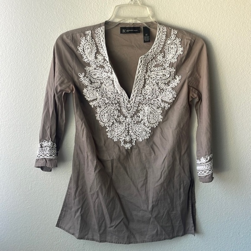 INC top size 0 petite tan with white bohemian style